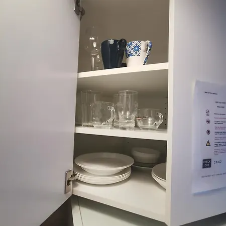 Black And White 公寓 布加勒斯特