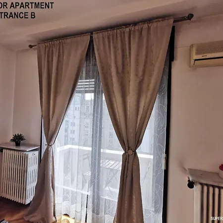 Black And White * Bukarest