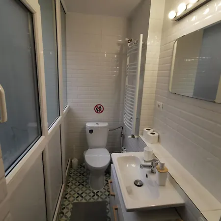 Black And White Bucarest