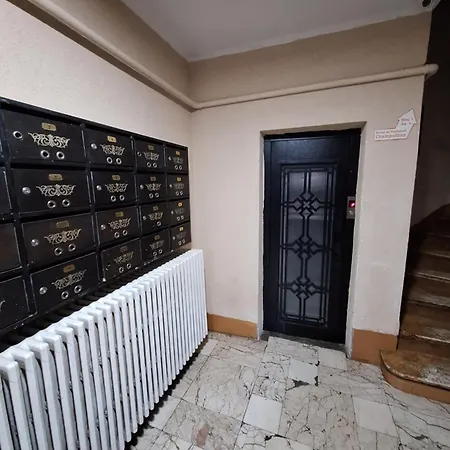 Black And White Appartamento