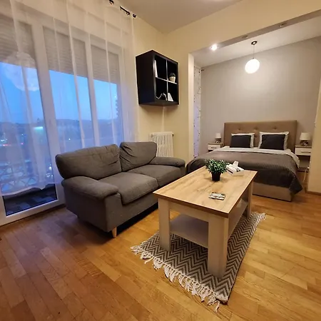 Black And White Apartment *