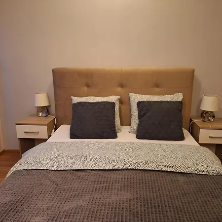 Apartamento Black And White *