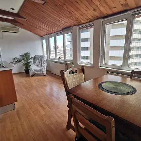 Appartamento Black And White *