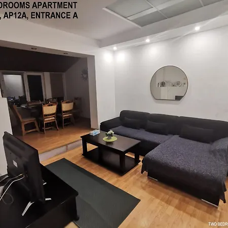 Black And White Bucarest