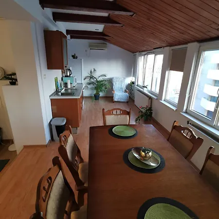 Black And White Bucarest