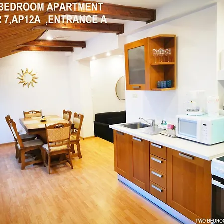 Appartamento Black And White Bucarest