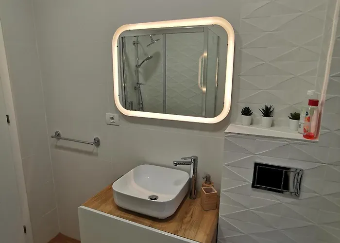 Black And White Apartmán