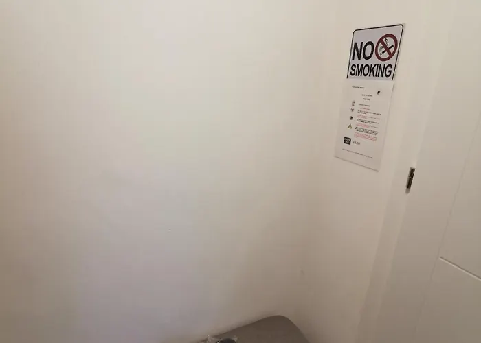 شقة Black And White *