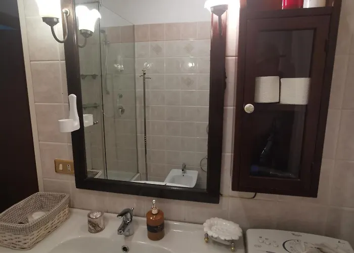 شقة Black And White *