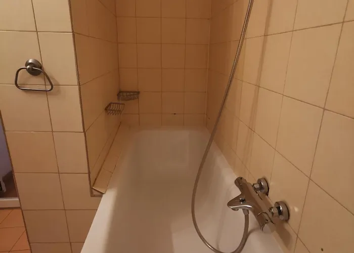 Black And White Apartman Bukarest