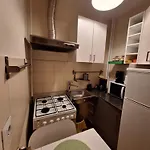 Black And White Apartman