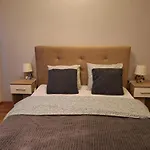 Apartman Black And White *
